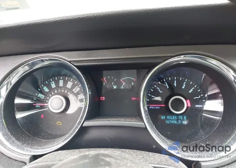 2014 Ford Mustang V6 из США, поврежденный, VIN 1ZVBP8AM0E5305543